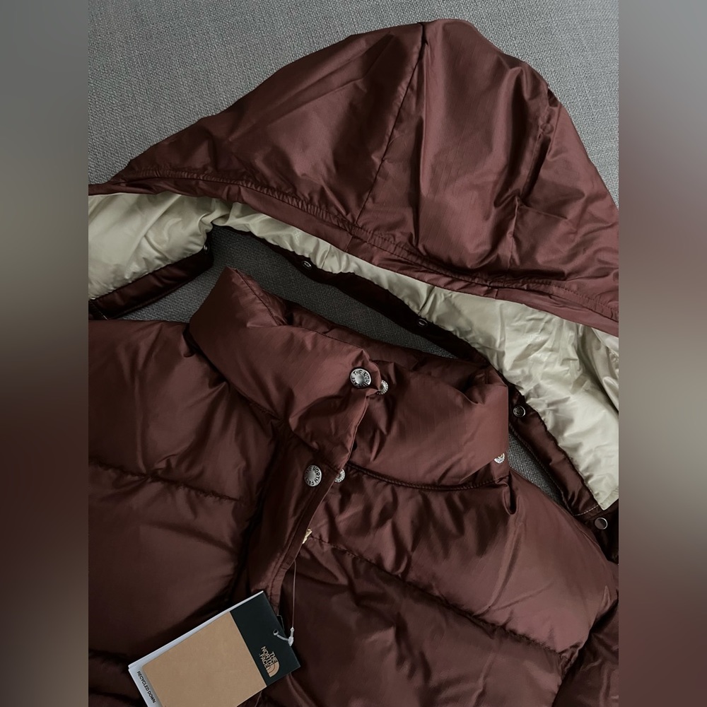 The North Face Women’s 71 Sierra Down short jacket in Dark Oka - Picture 7 of 13